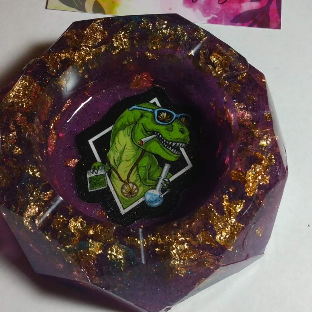 Ashtray decor